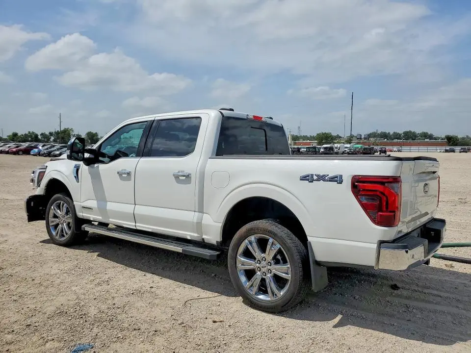 2025 FORD F150 LARIAT  