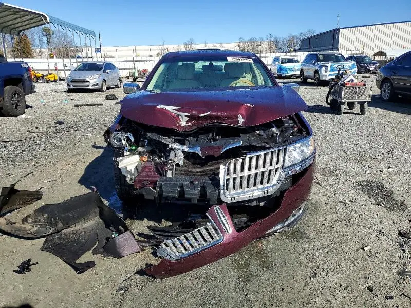 2011 LINCOLN MKZ   
