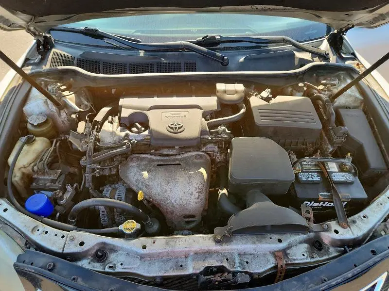 2011 TOYOTA CAMRY LE  