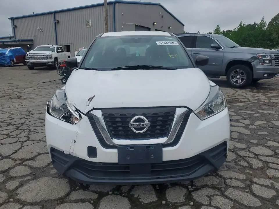 2020 NISSAN KICKS S  