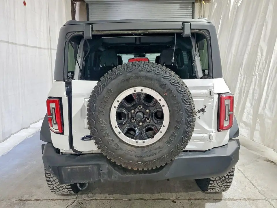 2023 FORD BRONCO BASE  