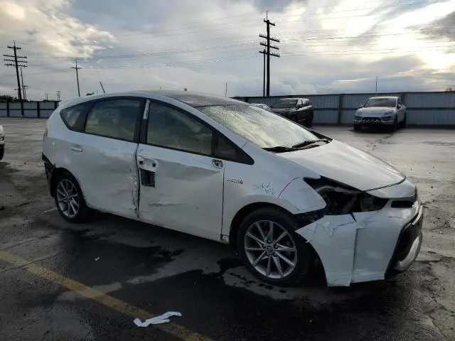 2016 TOYOTA PRIUS V FIVE  