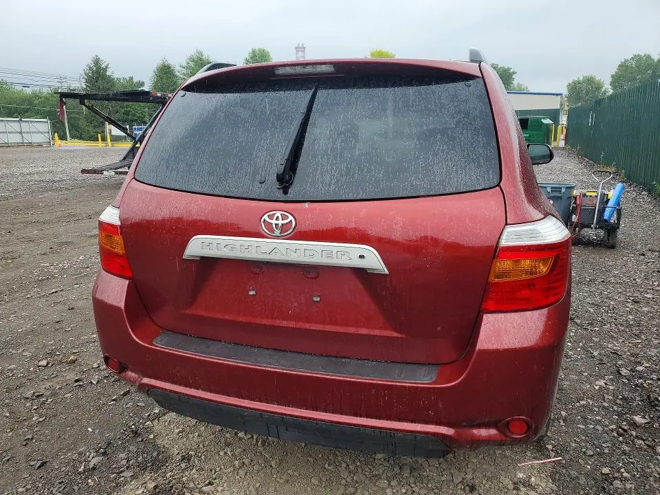 2010 TOYOTA HIGHLANDER SE  
