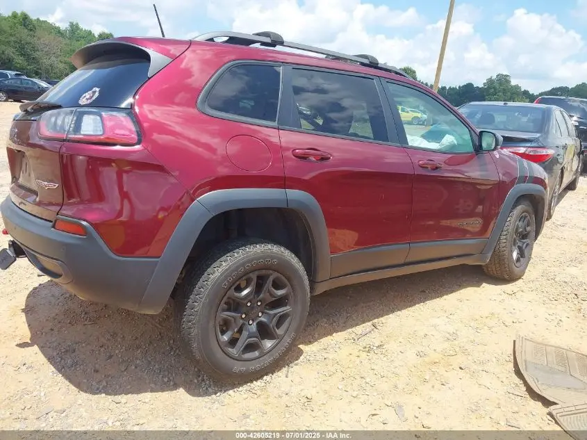 2021 JEEP CHEROKEE TRAILHAWK 4X4