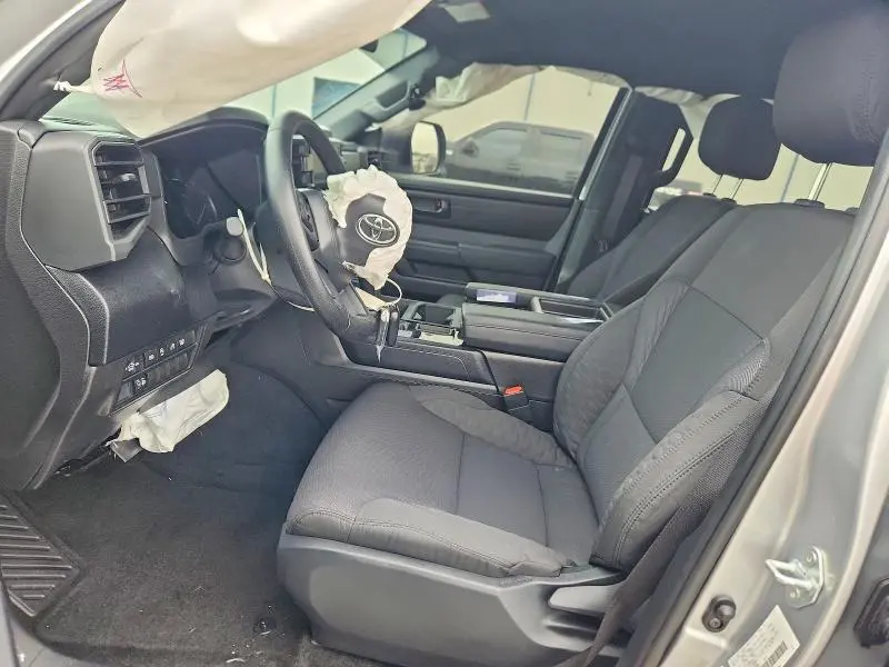 2026 TOYOTA TUNDRA SR  