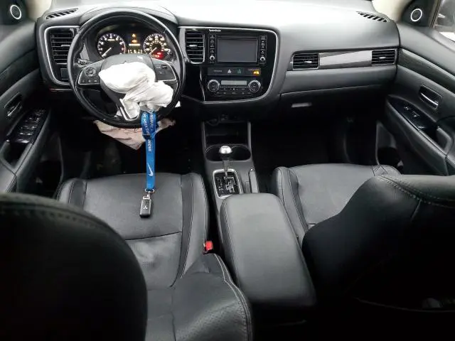 2016 MITSUBISHI OUTLANDER SE