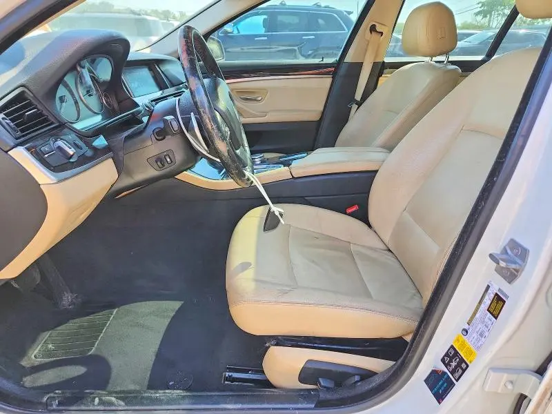 2016 BMW 528 XI  