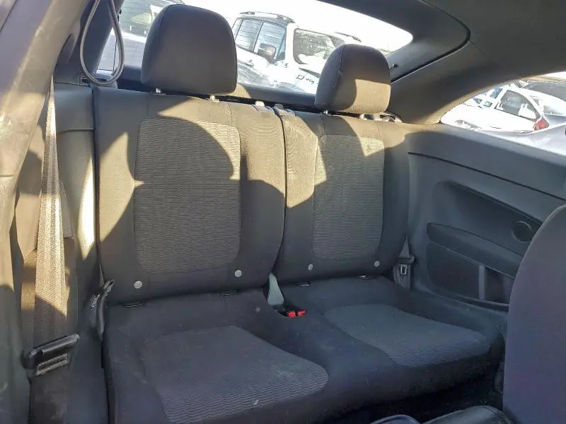 2013 VOLKSWAGEN BEETLE   