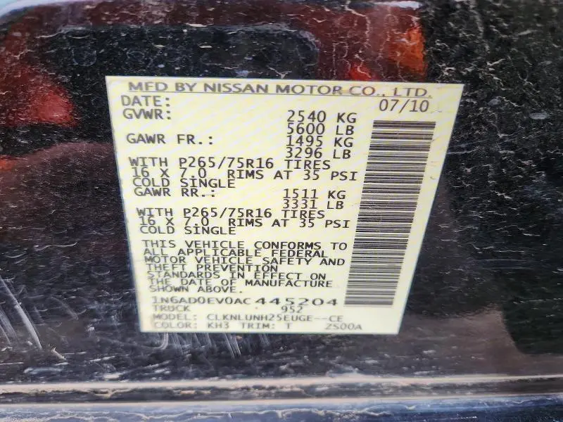 2010 NISSAN FRONTIER SE V6  