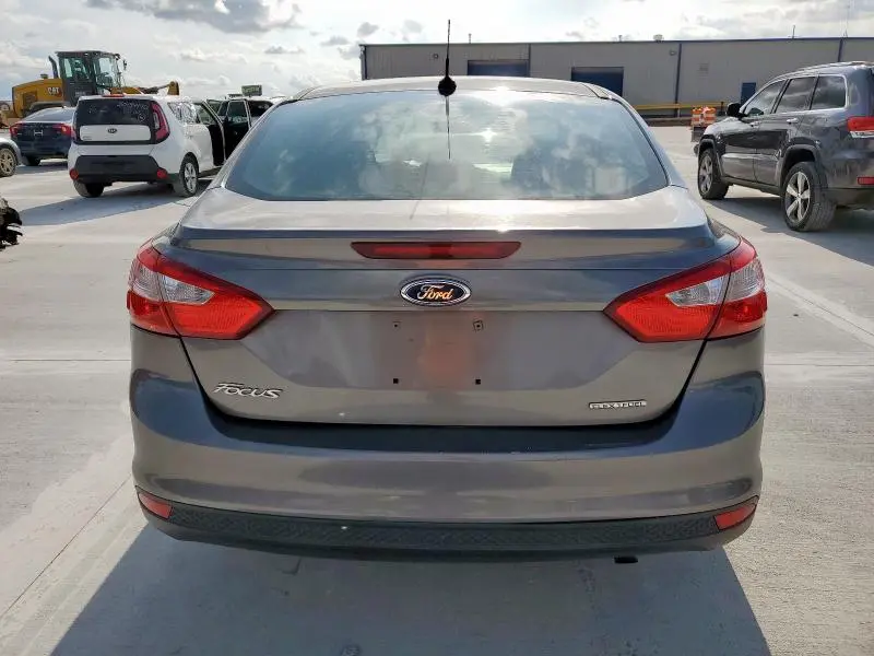 2014 FORD FOCUS S  