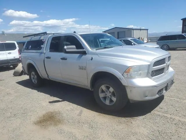 2016 RAM 1500 SLT  