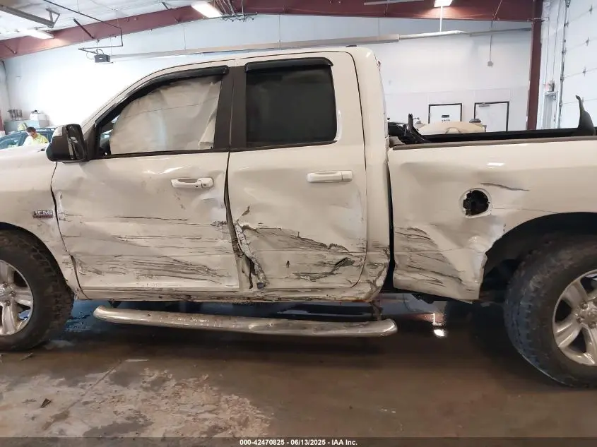 2015 RAM 1500 SPORT