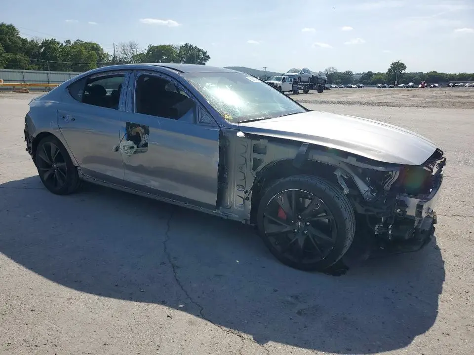 2023 GENESIS G70 3.3T STANDARD  