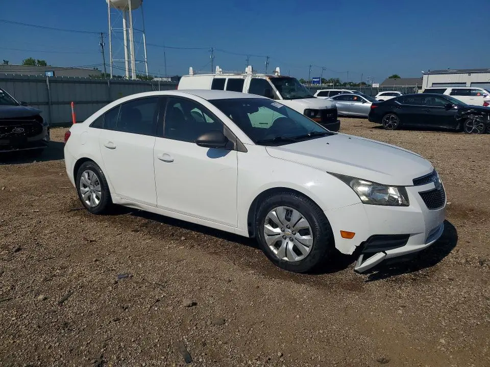 2014 CHEVROLET CRUZE LS  