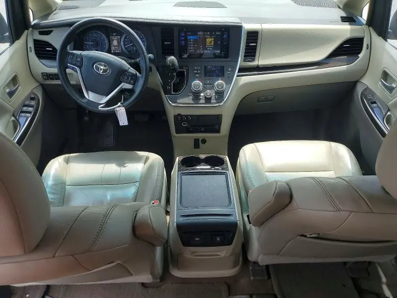 2015 TOYOTA SIENNA XLE PREMIUM 8-PASSENGER  