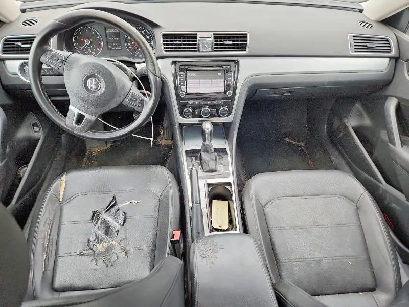 2012 VOLKSWAGEN PASSAT SE  