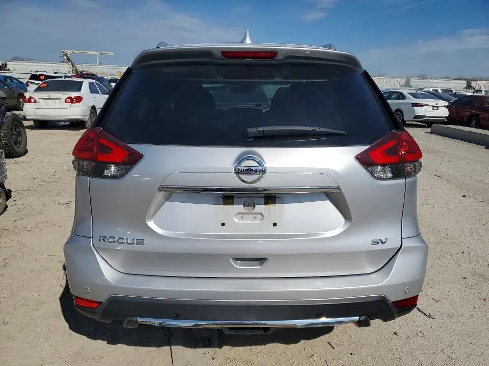 2020 NISSAN ROGUE SV  