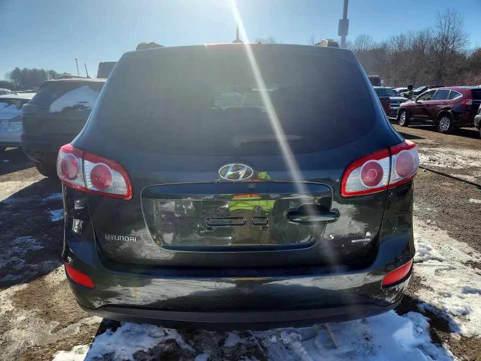 2011 HYUNDAI SANTA FE GLS  