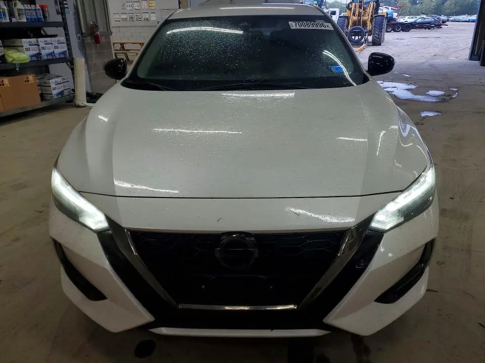 2023 NISSAN SENTRA SR  