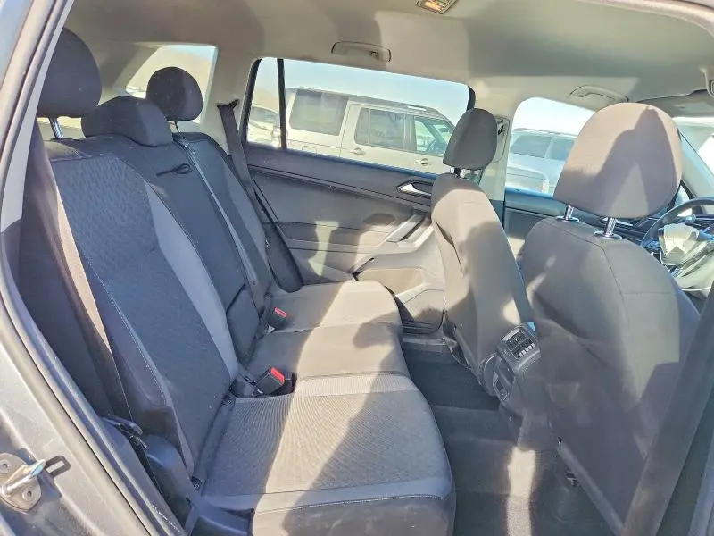 2018 VOLKSWAGEN TIGUAN S  