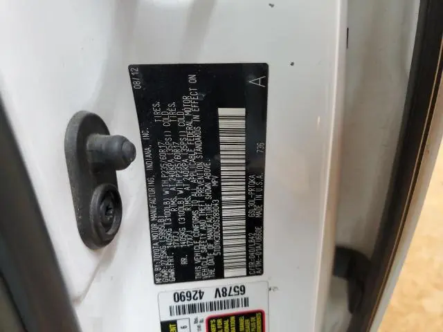 2013 TOYOTA SIENNA XLE  