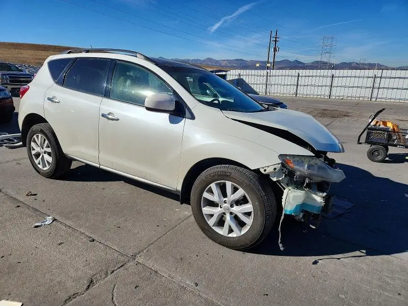 2012 NISSAN MURANO S  
