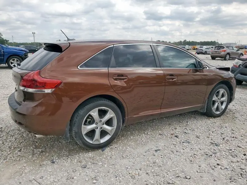 2013 TOYOTA VENZA LE  