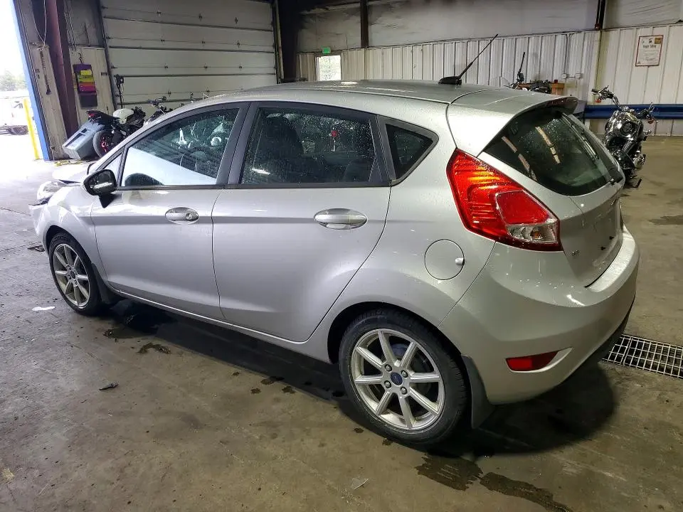 2015 FORD FIESTA SE  
