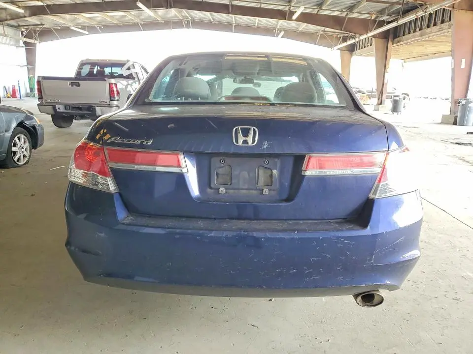 2011 HONDA ACCORD LXP  