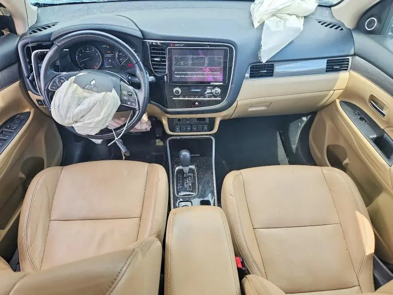 2020 MITSUBISHI OUTLANDER SE  