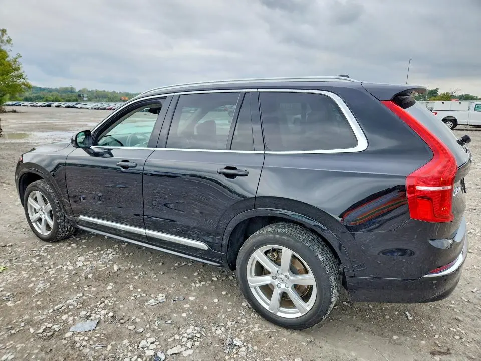 2024 VOLVO XC90 CORE  