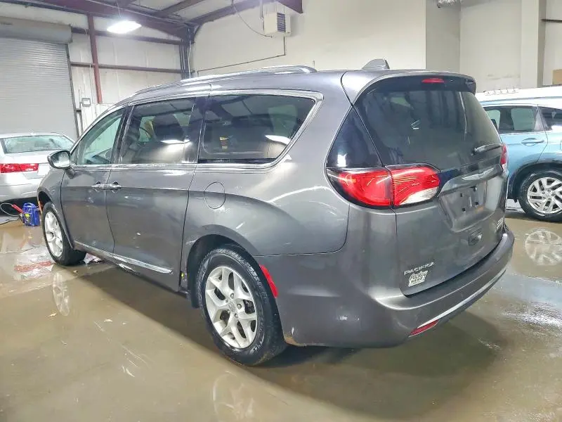 2017 CHRYSLER PACIFICA TOURING L PLUS  