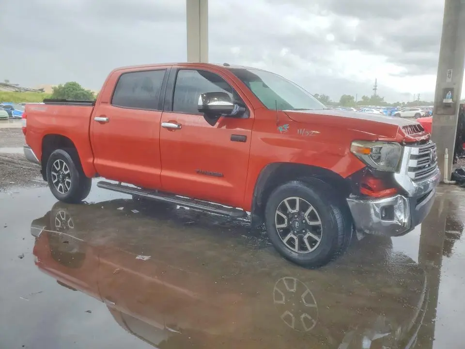 2018 TOYOTA TUNDRA CREWMAX LIMITED  