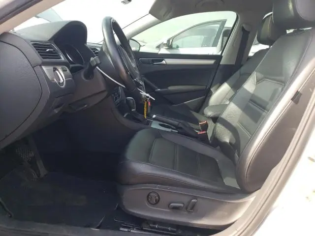 2019 VOLKSWAGEN PASSAT WOLFSBURG  