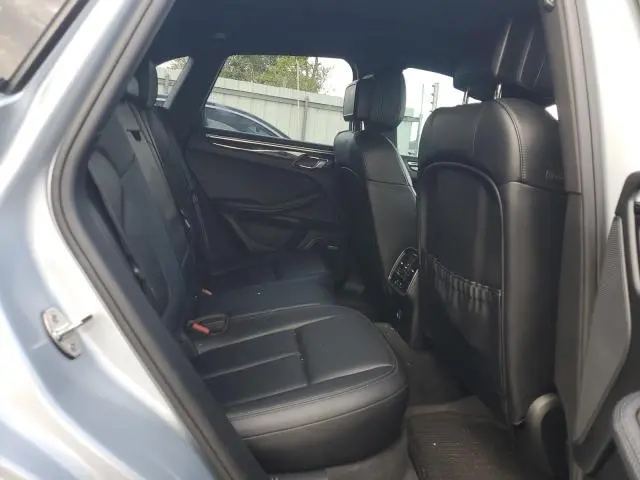 2017 PORSCHE MACAN   