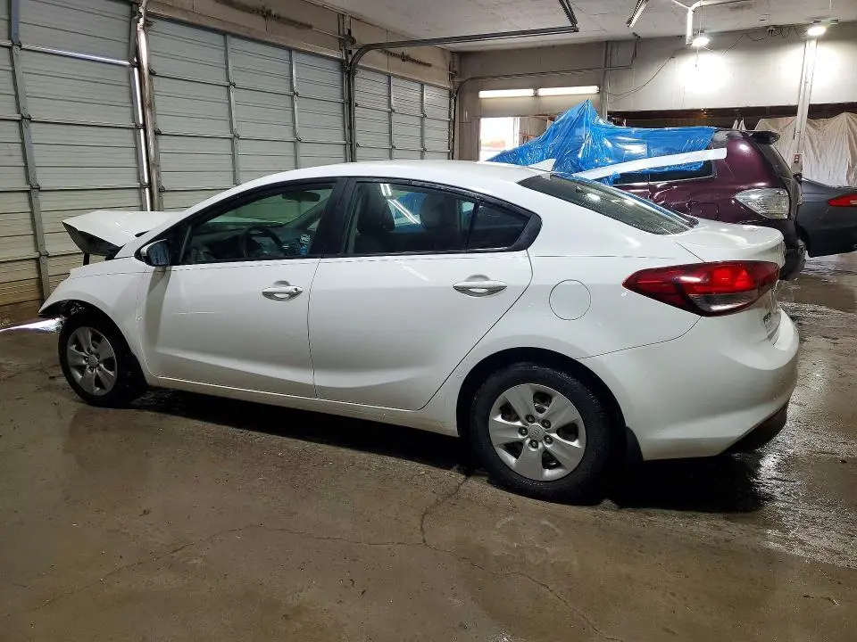 2018 KIA FORTE LX  