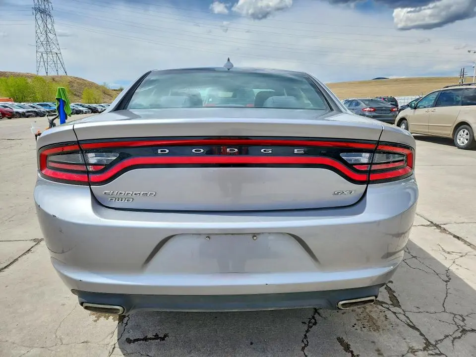 2016 DODGE CHARGER SXT  