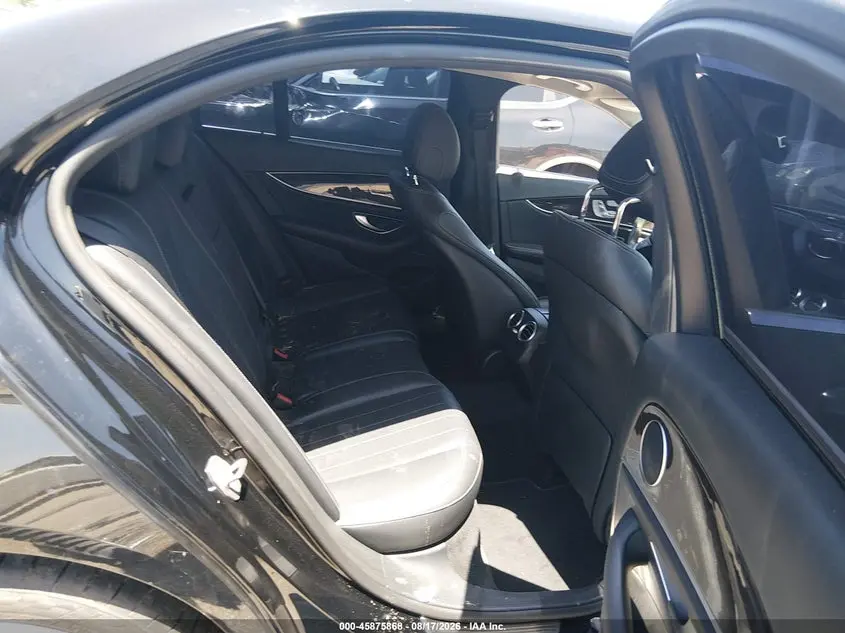 2017 MERCEDES-BENZ E 300  