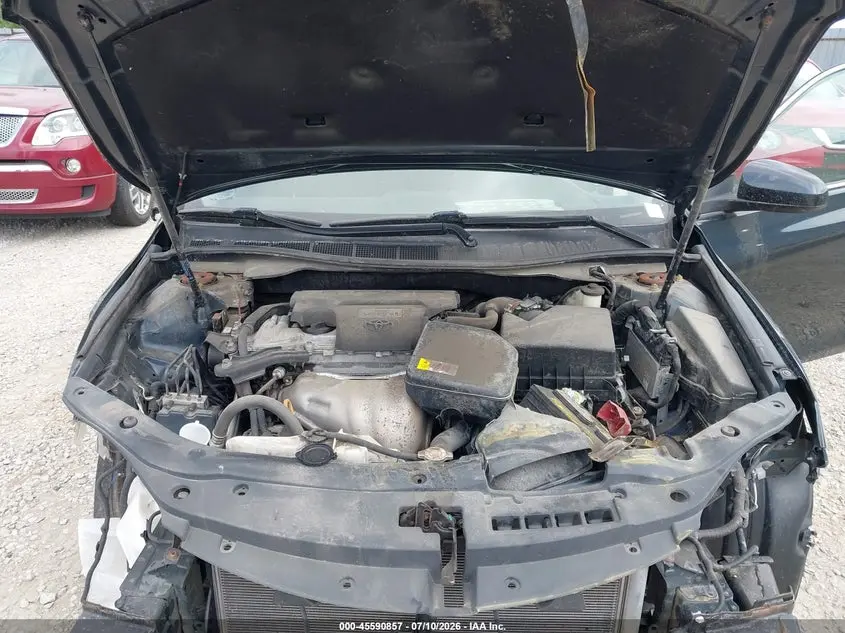 2017 TOYOTA CAMRY LE