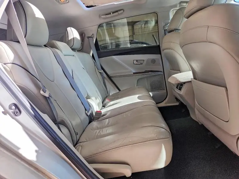 2011 TOYOTA VENZA AWD V6  