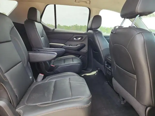 2019 CHEVROLET TRAVERSE RS  