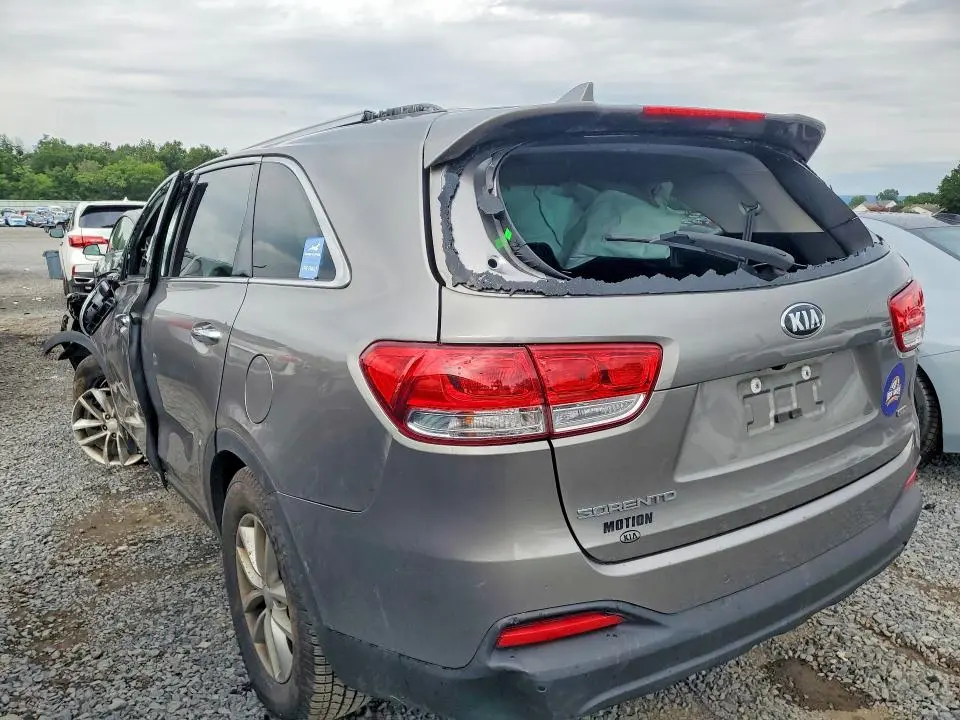 2018 KIA SORENTO LX  