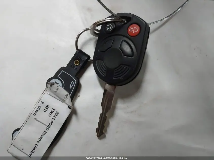 2011 FORD ESCAPE LIMITED