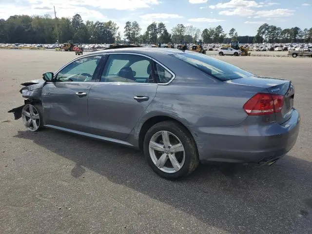 2012 VOLKSWAGEN PASSAT SE  