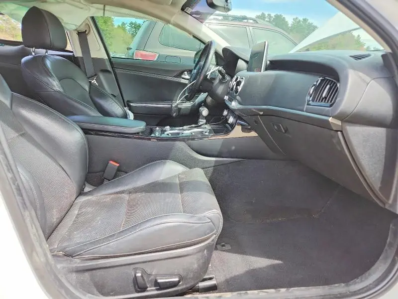 2019 KIA STINGER PREMIUM  