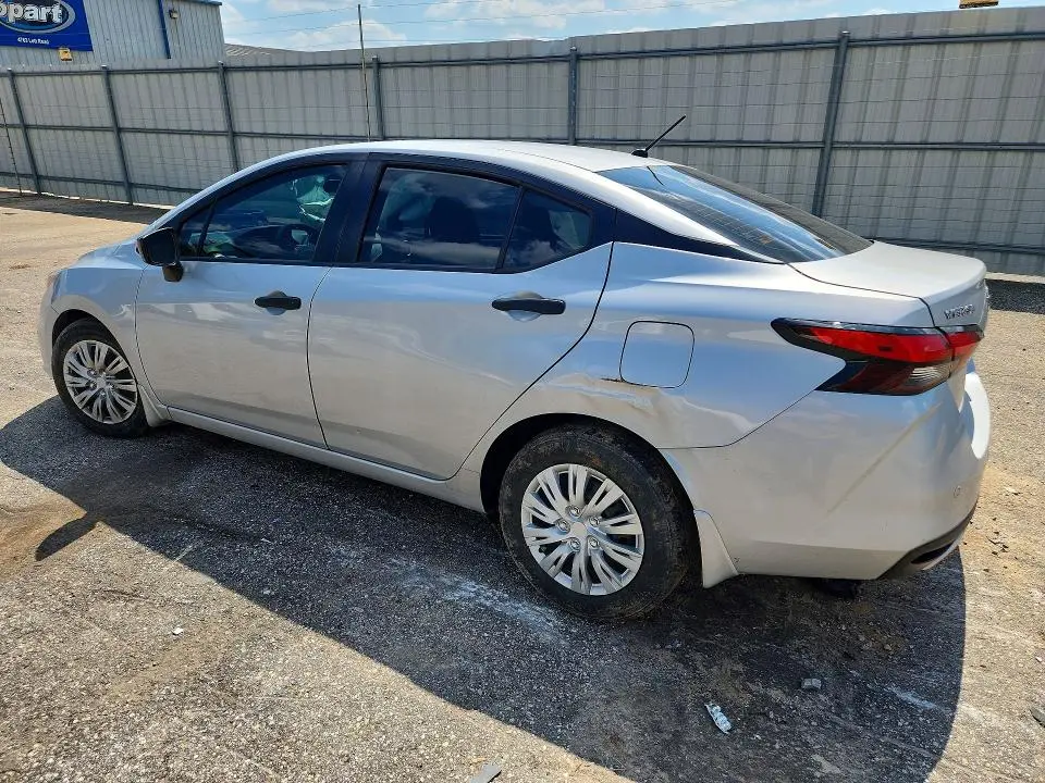2021 NISSAN VERSA S  