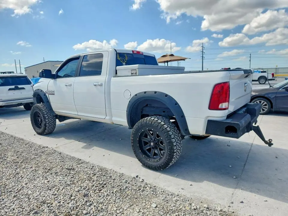 2016 RAM 2500 SLT  