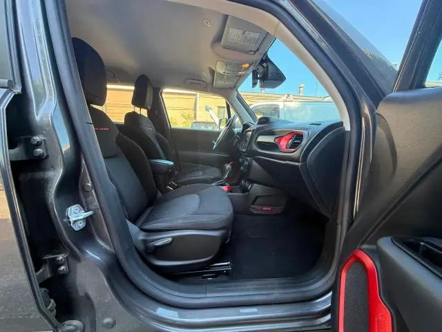 2021 JEEP RENEGADE TRAILHAWK  