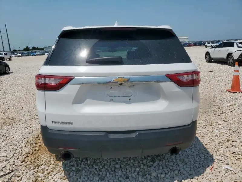 2021 CHEVROLET TRAVERSE LS  