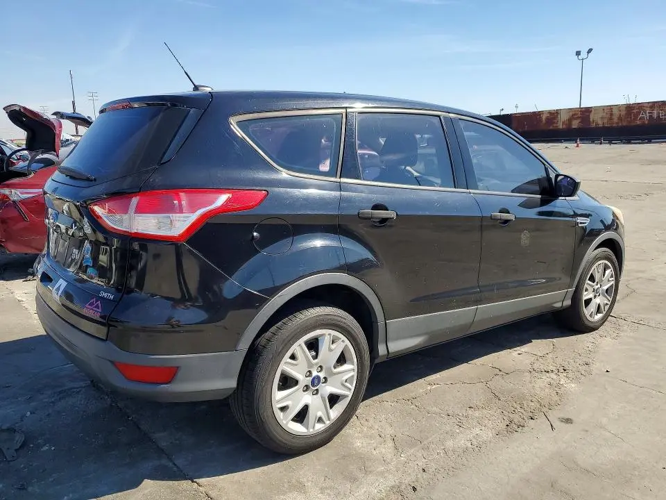 2016 FORD ESCAPE S  